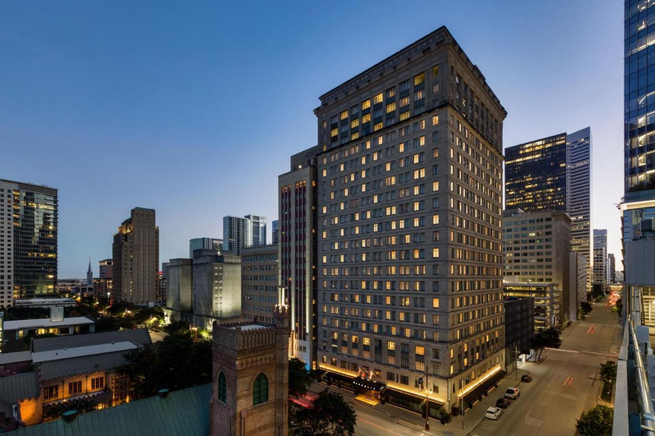 Magnolia Hotel Houston, A Tribute Portfolio Hotel Exterior photo
